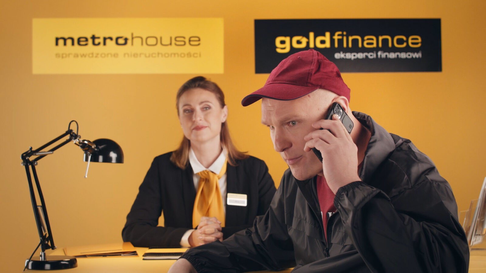zabawna reklama dla metrohouse i gold finance - kadr